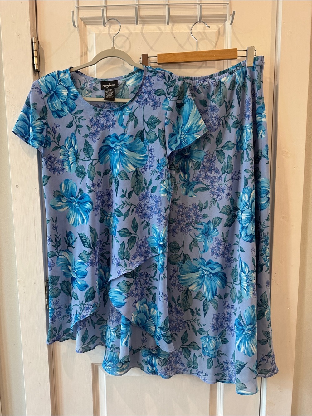 Positive Attitude Vintage Y2K Two-Piece Floral Skirt Set Asymmetrical Tiered Hem